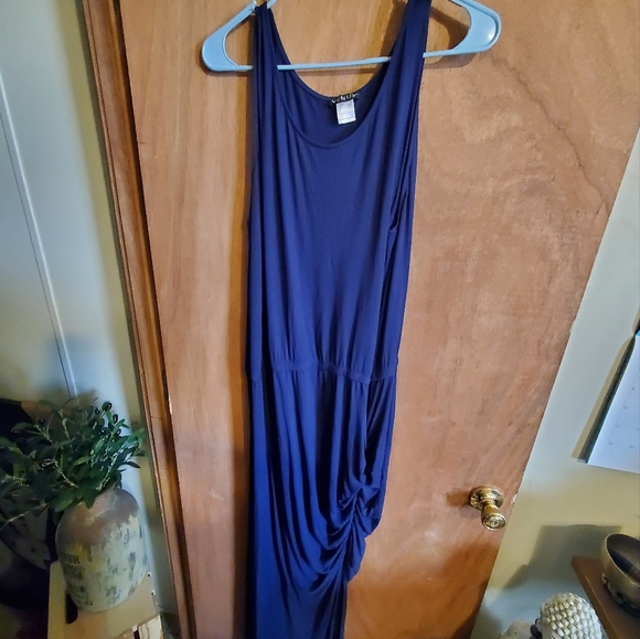 VENUS Dresses & Skirts - VENUS XL NAVY RUCHED SIDE SIDE SLIT. TANK MAXI DRESS. SLEEVELESS.  Stretch